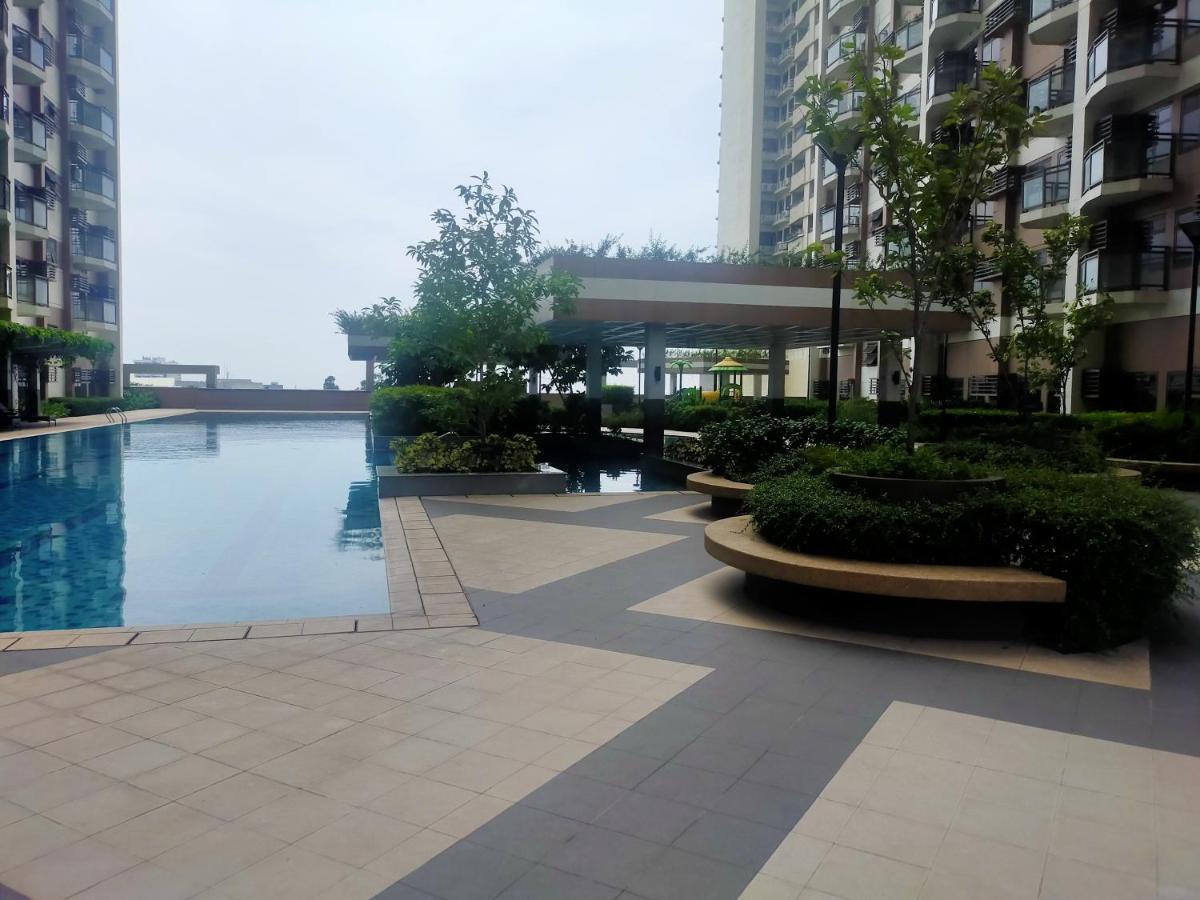 The Radiance Manila Bay Aparthotel Пасай Екстериор снимка